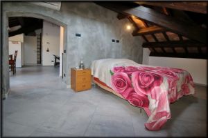 DIMORA STORICA RISTRUTTURATA CON PARCO E TERRAZZO