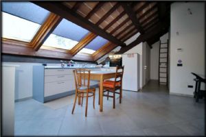 DIMORA STORICA RISTRUTTURATA CON PARCO E TERRAZZO