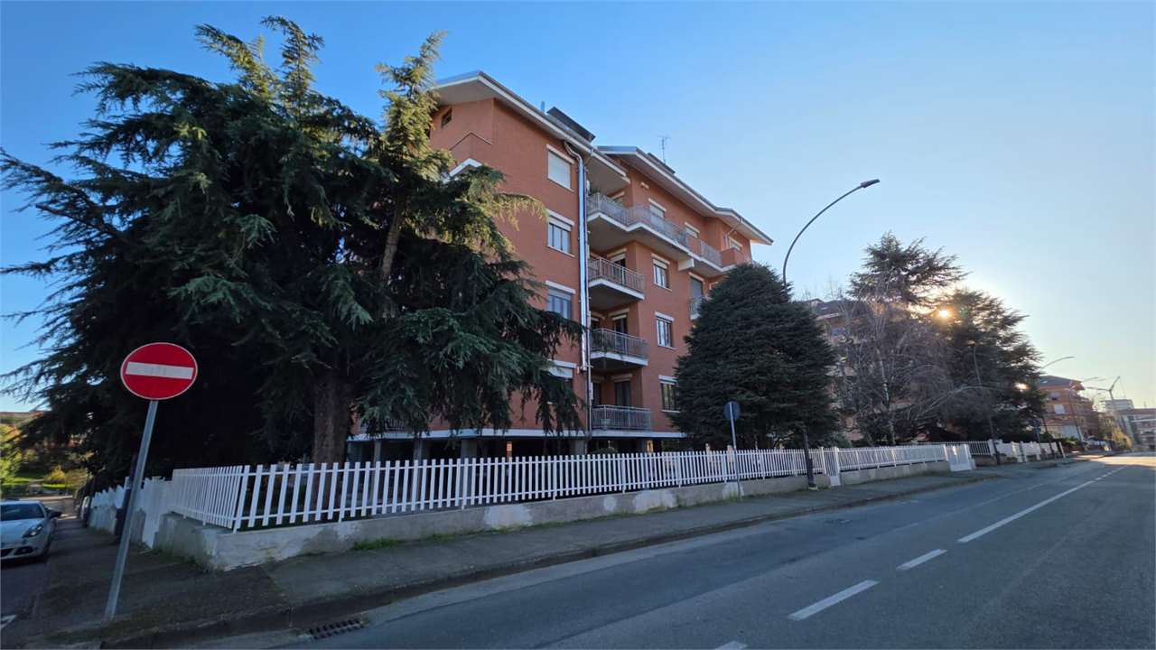 NORD ULTIMO PIANO CON MANSARDA ABITABILE E RISCALDAMENTO AUTONOMO