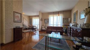 NORD ULTIMO PIANO CON MANSARDA ABITABILE E RISCALDAMENTO AUTONOMO