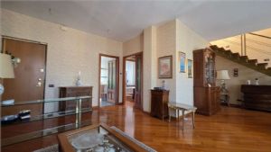 NORD ULTIMO PIANO CON MANSARDA ABITABILE E RISCALDAMENTO AUTONOMO