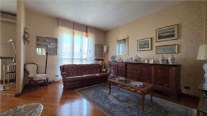 NORD ULTIMO PIANO CON MANSARDA ABITABILE E RISCALDAMENTO AUTONOMO