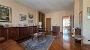 NORD ULTIMO PIANO CON MANSARDA ABITABILE E RISCALDAMENTO AUTONOMO