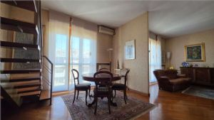 NORD ULTIMO PIANO CON MANSARDA ABITABILE E RISCALDAMENTO AUTONOMO