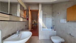 NORD ULTIMO PIANO CON MANSARDA ABITABILE E RISCALDAMENTO AUTONOMO