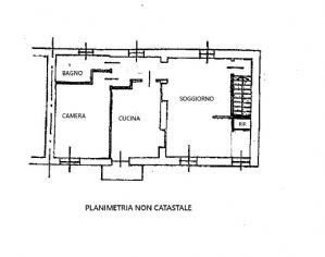 Appartamento trilocale in piccolo contesto , con box auto