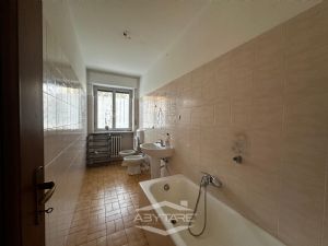 Appartamento con salone doppio Via del Pascolo Nichelino