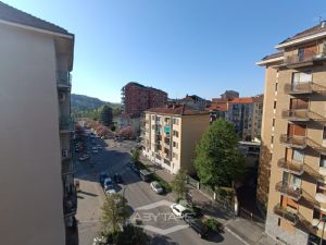 GRAZIOSO ATTICO IN ZONA OSPEDALI