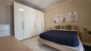 BILOCALE MODERNO CON BOX AUTO