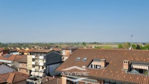 Appartamento quadrilocale con box auto