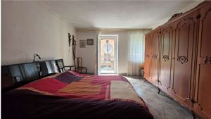 Cascina pronta da vivere in zona tranquilla