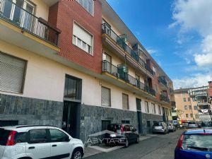 Bilocale ristrutturato zona crociera Nichelino