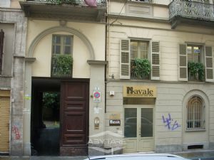 GRAZIOSA MANSARDA IN LOCAZIONE IN ZONA CENTRALE