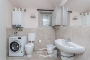 2 locali vendita Moncalieri libero subito Via Alfieri 7