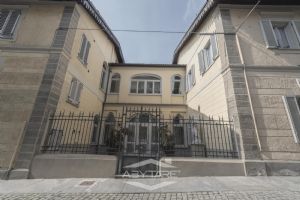 2 locali vendita Moncalieri libero subito Via Alfieri 7