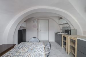 2 locali vendita Moncalieri libero subito Via Alfieri 7