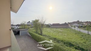 Casa indipendente su 3 lati, con giardino e autorimessa doppia