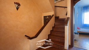 La tua casa Abytare..
Alcune immagini di questo an...