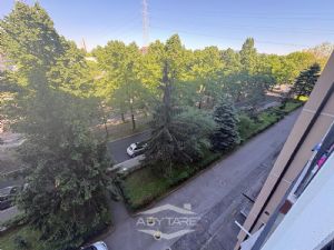 5 LOCALI IN ZONA MIRAFIORI SUD