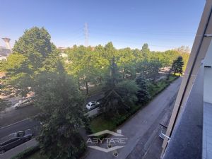 5 LOCALI IN ZONA MIRAFIORI SUD