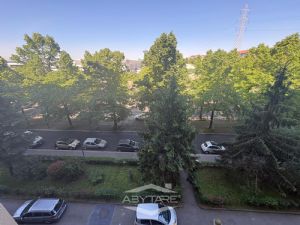 5 LOCALI IN ZONA MIRAFIORI SUD