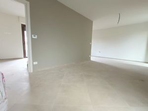 Appartamento trilocale vuoto in affitto