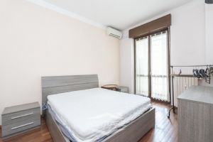 C.so Rosselli - ampio 4 locali libero subito!