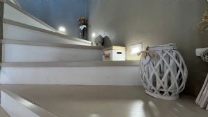 Casa indipendente tre lati con terrazzi e ascensore privato