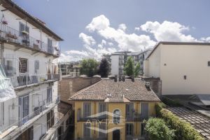4 locali ristrutturato a nuovo! ad. Piazza Vittorio