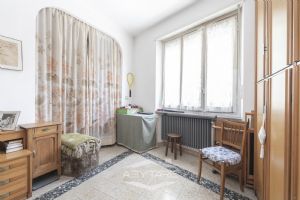 3 locali vendita Torino Via Alla Parrocchia 2
