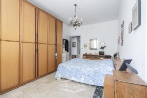 3 locali vendita Torino Via Alla Parrocchia 2
