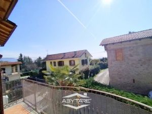 QUADRILOCALE CON BOX DOPPIO E POSTO AUTO