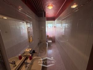 AMPIO QUADRILOCALE IN BUONO STATO INTERNO