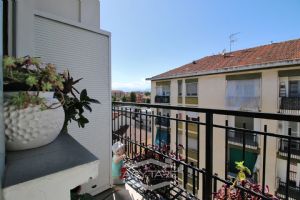 Nichelino Trilocale panoramico ristrutturato