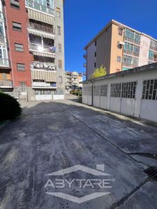 Box Auto Via Turati 14