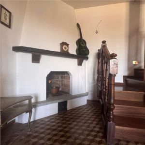 Cascina ex B&B ristrutturata con due unità abitative e oltre 26.000 mq di terreni