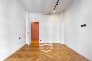 Eleganza e design - Alloggio di ampia metratura Piazza Montanari nuovo!