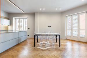 Eleganza e design - Alloggio di ampia metratura Piazza Montanari nuovo!