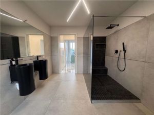Revignano (Asti) – Casa ristrutturata con arredi di pregio