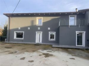 Revignano (Asti) – Casa ristrutturata con arredi di pregio