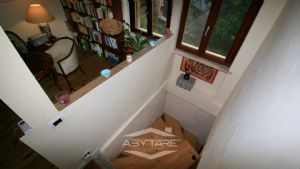 Elegante appartamento con mansarda Torino precollina