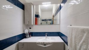 Elegante appartamento con mansarda Torino precollina