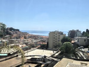 Sanremo - 4 locali con box - vista mare - Palazzi Melandri