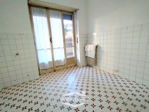 QUADRILOCALE LIBERO SUBITO - DOPPIA ESPOSIZIONE