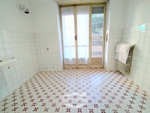 QUADRILOCALE LIBERO SUBITO - DOPPIA ESPOSIZIONE
