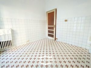 QUADRILOCALE LIBERO SUBITO - DOPPIA ESPOSIZIONE