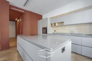 Eleganza e design - Alloggio di ampia metratura Piazza Montanari nuovo!