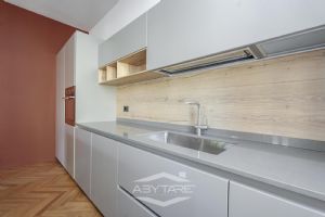 Eleganza e design - Alloggio di ampia metratura Piazza Montanari nuovo!