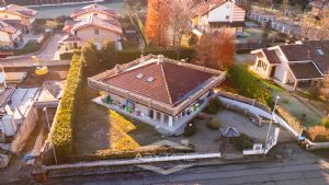 Druento villa indipendente con giardino zona Misterletta