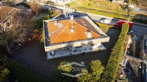 Druento villa indipendente con giardino zona Misterletta